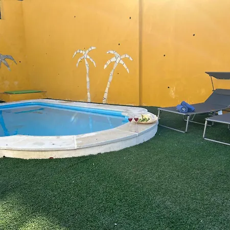 El Ranchito, Playa A 10 Min, Piscina, Bbq, Chimenea, Vistas, Terraza, Aparcamiento Holiday home Torrox