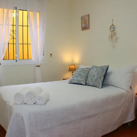El Ranchito, Playa A 10 Min, Piscina, Bbq, Chimenea, Vistas, Terraza, Aparcamiento Holiday home