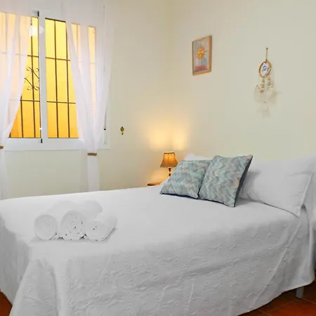 El Ranchito, Playa A 15 Min, Piscina, Bbq, Chimenea, Vistas, Terraza, Aparcamiento Torrox
